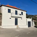 Casa Dos Bardos Tatil Evi